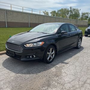 FORD FUSION SE - 1