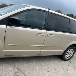 DODGE GRAND CARAVAN - 4