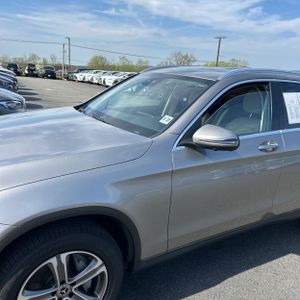 MERCEDES-BENZ GLC - 2