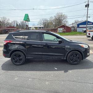 FORD ESCAPE SE - 10