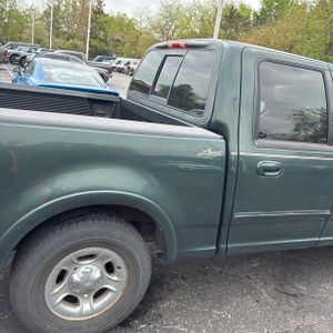 FORD F-150 LARIAT - 9