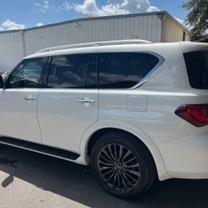 2023 Infiniti QX80 SENSORY 照片 6
