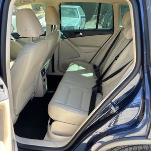 2012 Volkswagen TIGUAN S 照片 34