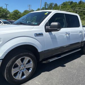 FORD F-150 XLT - 2