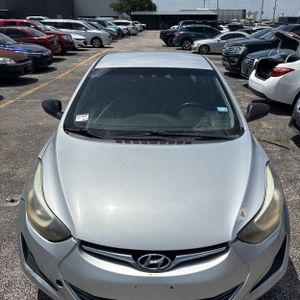 صورة مصغرة 15 لـ 2014 Hyundai ELANTRA SE