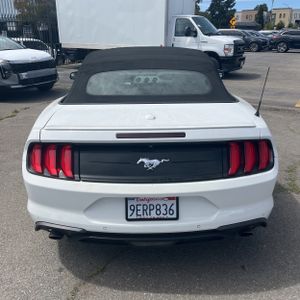 FORD MUSTANG ECOBOOST PREMIUM - 7