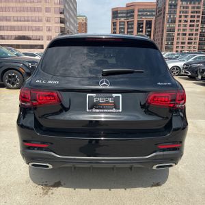 MERCEDES-BENZ GLC - 7