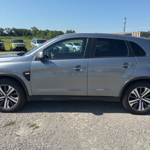 صورة 4 لـ 2022 Mitsubishi OUTLANDER SPORT ES