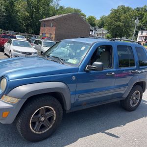 2005 JEEP LIBERTY SPORT 照片 2