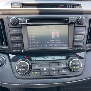 صورة مصغرة 38 لـ 2018 Toyota RAV4 XLE