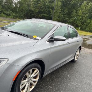 2015 Chrysler 200 LIMITED — фото 2
