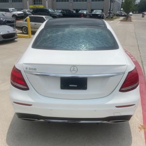 MERCEDES-BENZ E-CLASS - 7