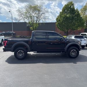 FORD F-150 RAPTOR - 10