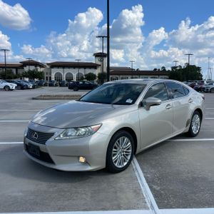 2013 Lexus ES 350 BASE photo 1