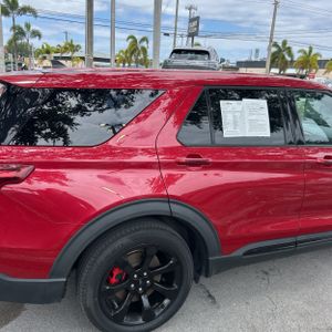 FORD EXPLORER ST - 9