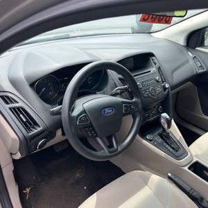 صورة مصغرة 28 لـ 2016 FORD FOCUS SE