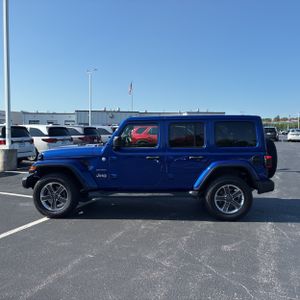 2018 JEEP WRANGLER UNLIMITED SAHARA — фото 3