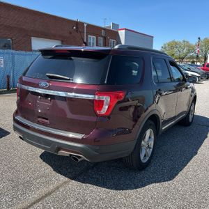 FORD EXPLORER XLT - 8