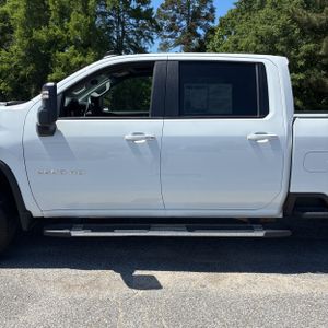 CHEVROLET SILVERADO - 4