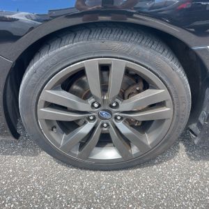 2017 Subaru WRX LIMITED — фото 17