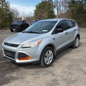 FORD ESCAPE S - 1