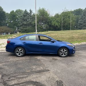 صورة 10 لـ 2021 KIA FORTE LXS