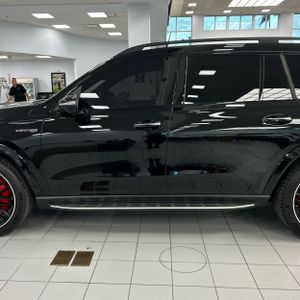 2026 Mercedes-BENZ AMG GLS 63 4MATIC+ — фото 4