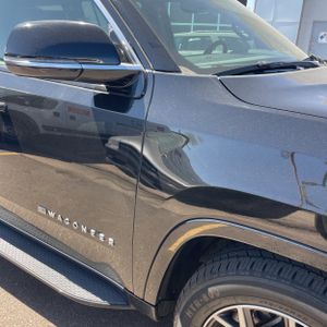 JEEP WAGONEER SERIES III - 10