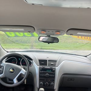 صورة مصغرة 36 لـ 2011 Chevrolet TRAVERSE LS