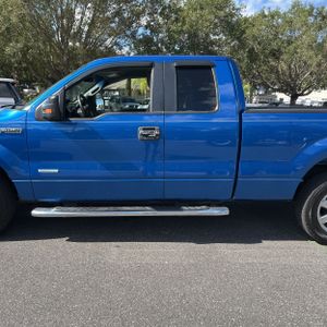 FORD F-150 XLT - 4