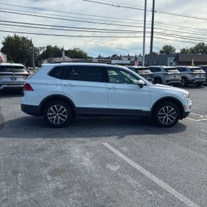 2019 Volkswagen TIGUAN SE 4MOTION — фото 10