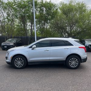 CADILLAC XT5 LUXURY - 3