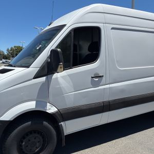صورة 2 لـ 2017 Mercedes-BENZ SPRINTER 2500 WORKER