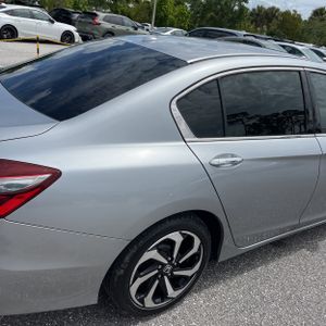 HONDA ACCORD EX-L V6 - 9