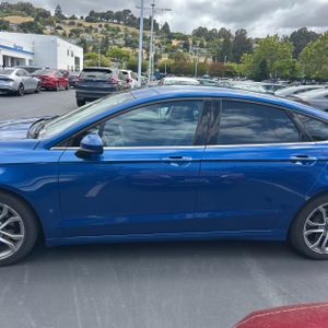 FORD FUSION SE - 4