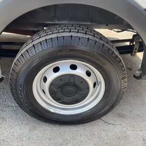 FORD TRANSIT 350 - 10