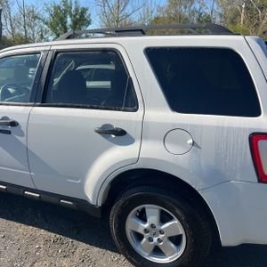 FORD ESCAPE XLT - 6