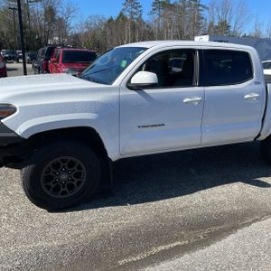 TOYOTA TACOMA - 4