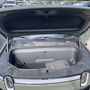 2022 Rivian R1S LAUNCH EDITION — миниатюра 46