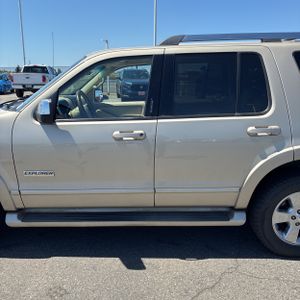 FORD EXPLORER LIMITED - 4