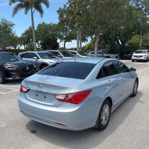 HYUNDAI SONATA GLS - 8