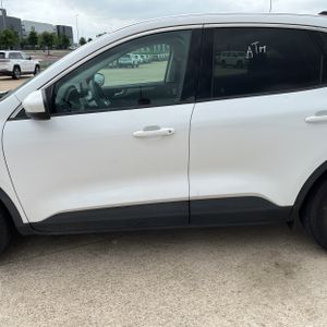 FORD ESCAPE SE - 4