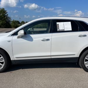 2017 Cadillac XT5 PREMIUM LUXURY — фото 4