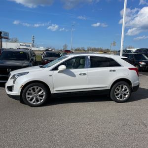 CADILLAC XT5 LUXURY - 2