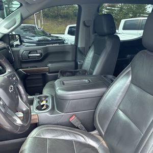 صورة 32 لـ 2020 Chevrolet SILVERADO 1500 RST