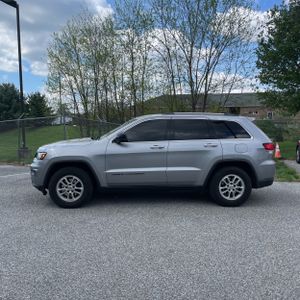 JEEP GRAND CHEROKEE LAREDO E - 3