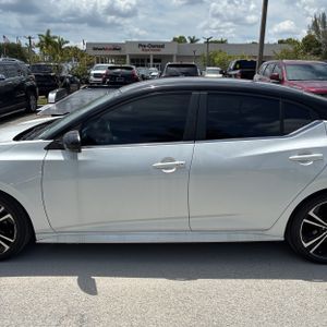 صورة 4 لـ 2021 Nissan SENTRA SR
