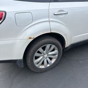 SUBARU FORESTER X PREMIUM - 9