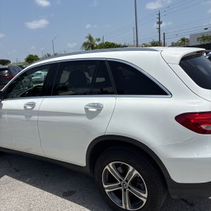 صورة 6 لـ 2019 Mercedes-BENZ GLC