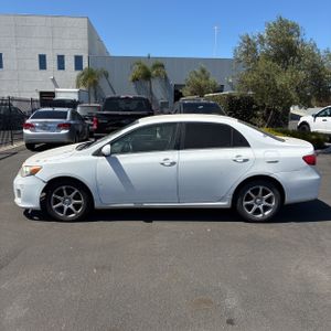 صورة 3 لـ 2012 Toyota COROLLA LE